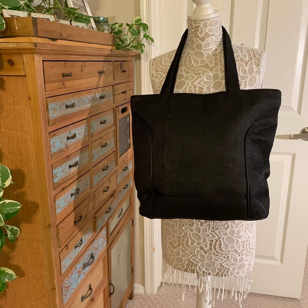 LOVE Tote Bag - Large - Black -NWT - Picture 4 of 8